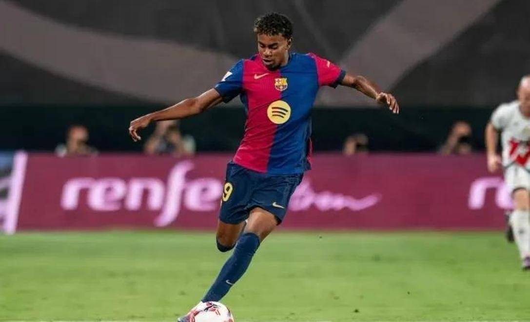 沪媒：柔佛48次射门无法叩开海港大门，替补门将陈威一战封神