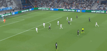 半场战报：本菲卡0-0勒沃库森，奥塔门迪中柱